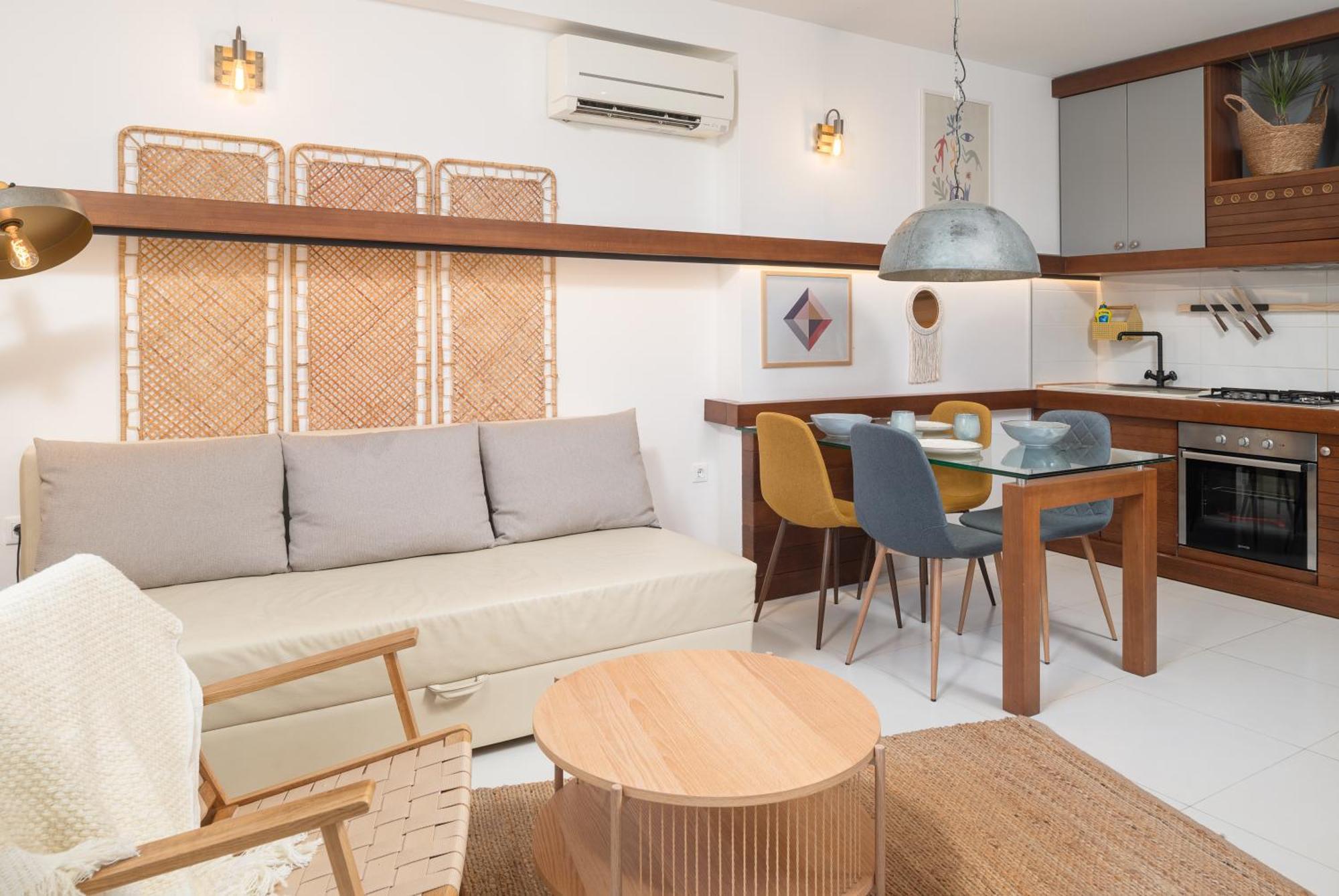 Diklo Guest house *
